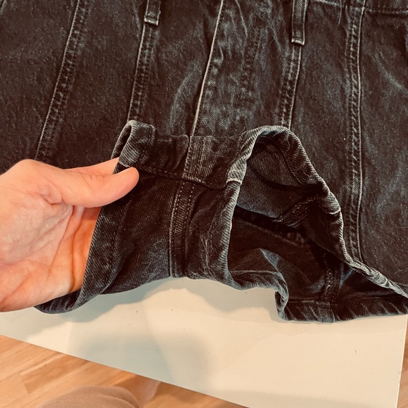 Reformation Eva high rise cheeky short - Picture 8 of 9